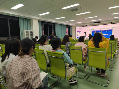 教育项目与科研文献的研究与开发——经济管理学院丘自强教授学术讲座综述